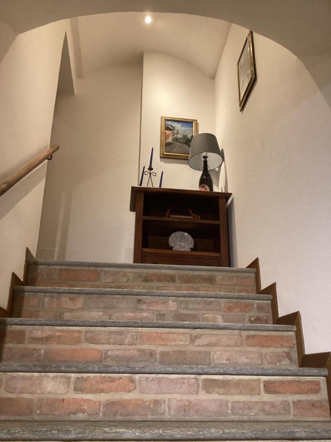 Holiday House Antica Dimora Soggiorni In Langa Centro Storico La Morra Kültér fotó