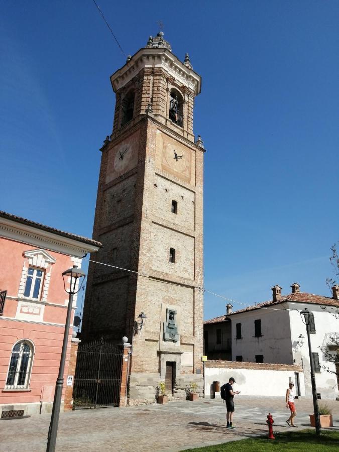 Holiday House Antica Dimora Soggiorni In Langa Centro Storico La Morra Kültér fotó